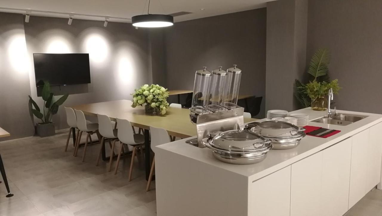 Ln Residence Changdi - New Aiqun Building - Canton Fair Free Shuttle Bus During Canton Fair Period Buitenkant foto